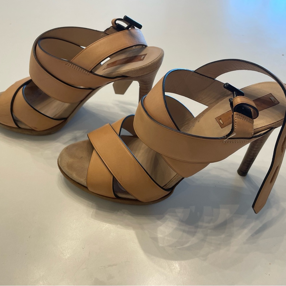 Elegant Tan Strappy Heels